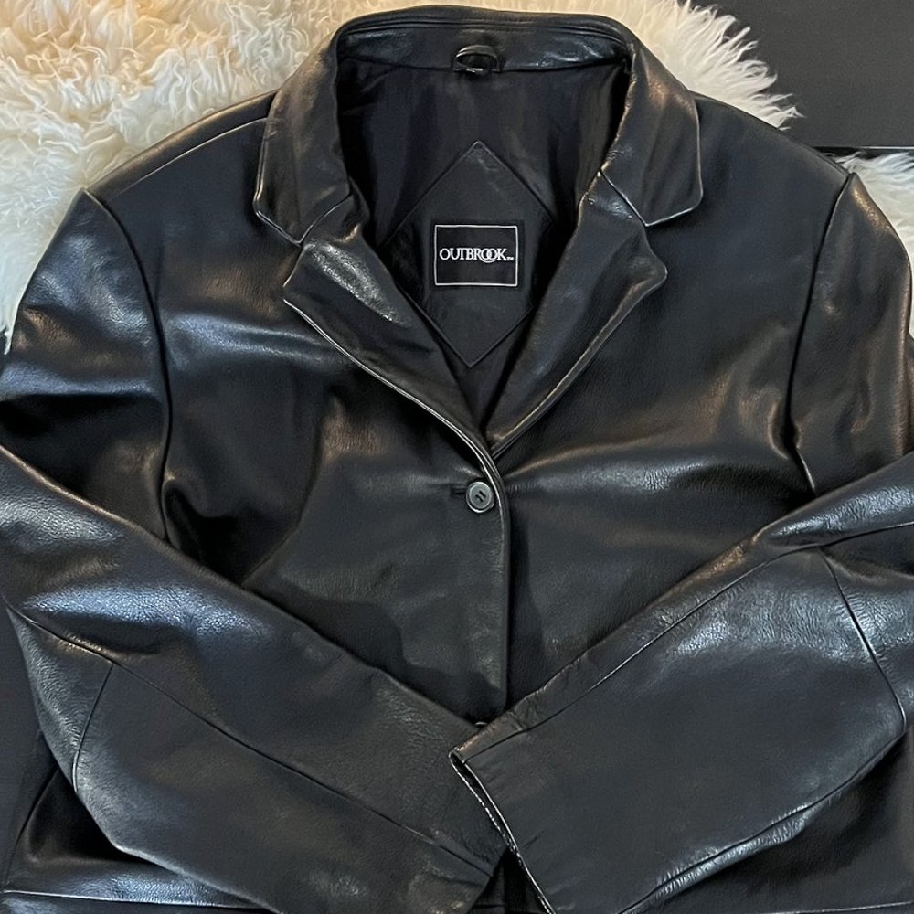 Black leather jacket (Large)